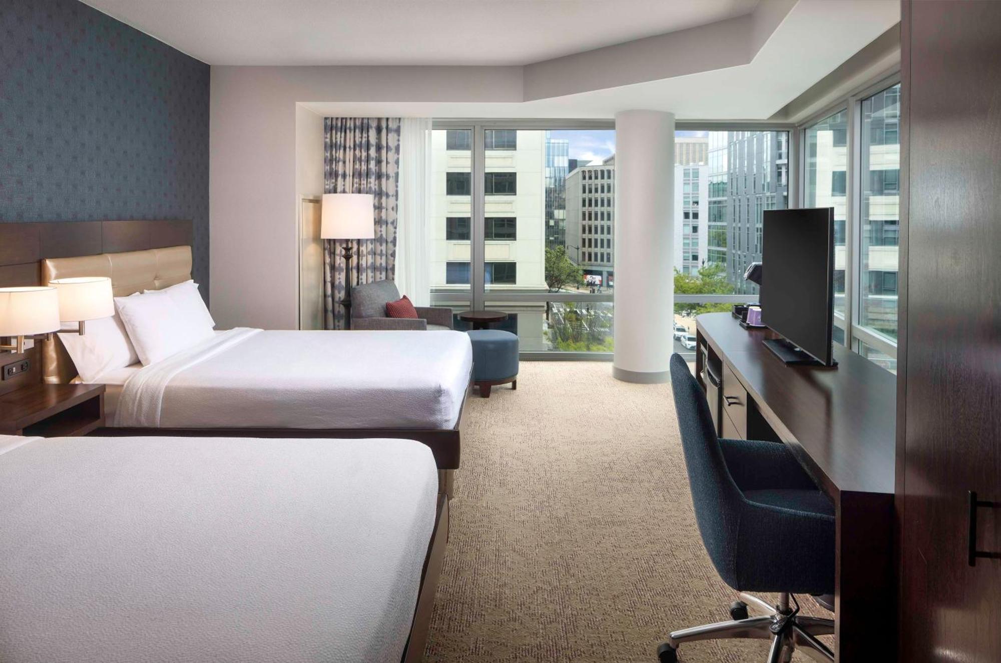 Hilton Garden Dc/georgetown Area Hotel 3*